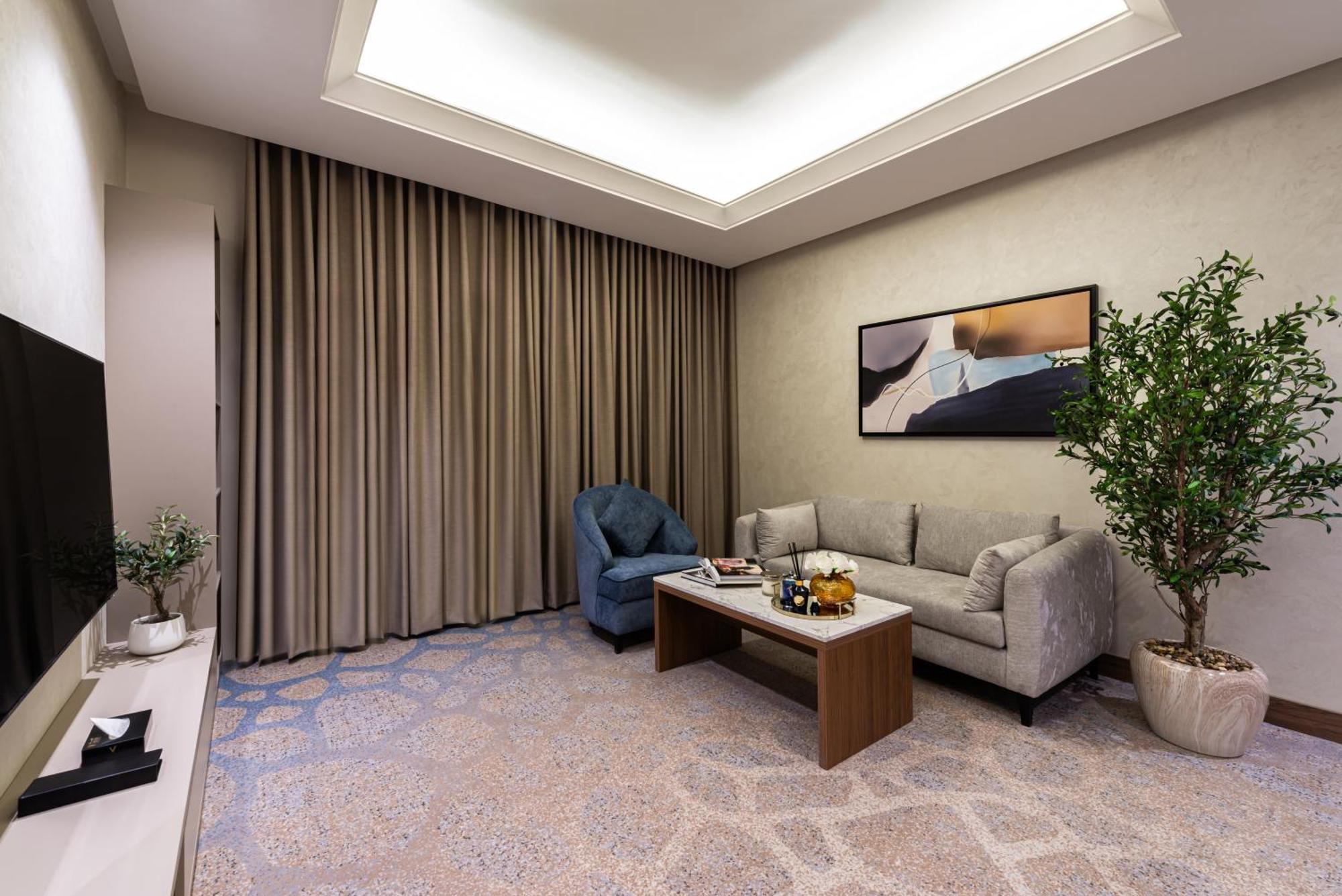 Voyage Hotel & Suites Рияд Екстериор снимка