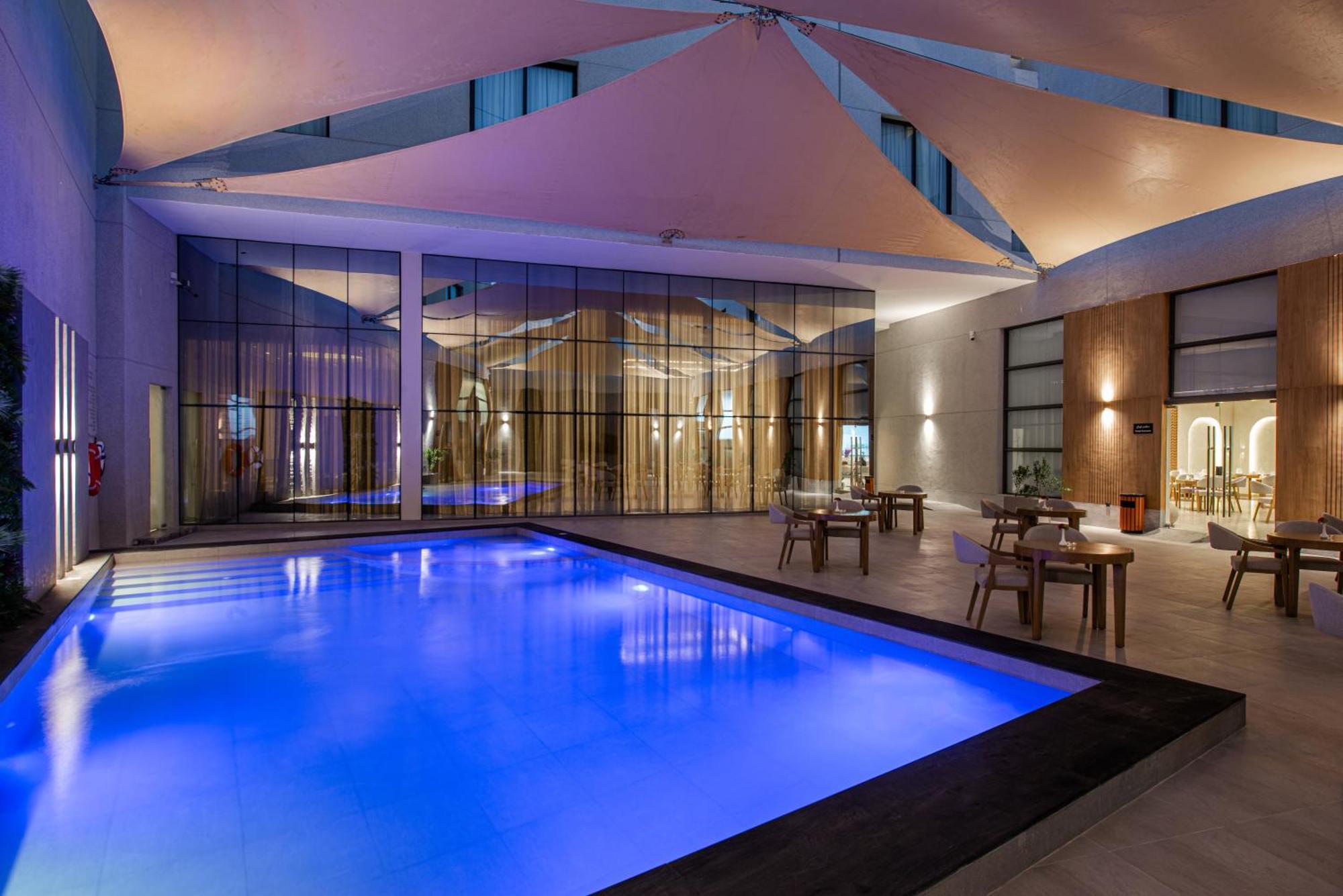 Voyage Hotel & Suites Рияд Екстериор снимка